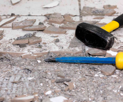 DIY vodnik | Kako učinkovito odstraniti ploščice in pripraviti stene za nove materiale