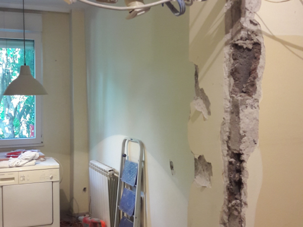 Prenova stanovanja rušenje zida