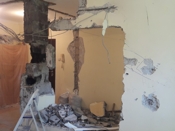 Prenova stanovanja rušenje zida faza 3